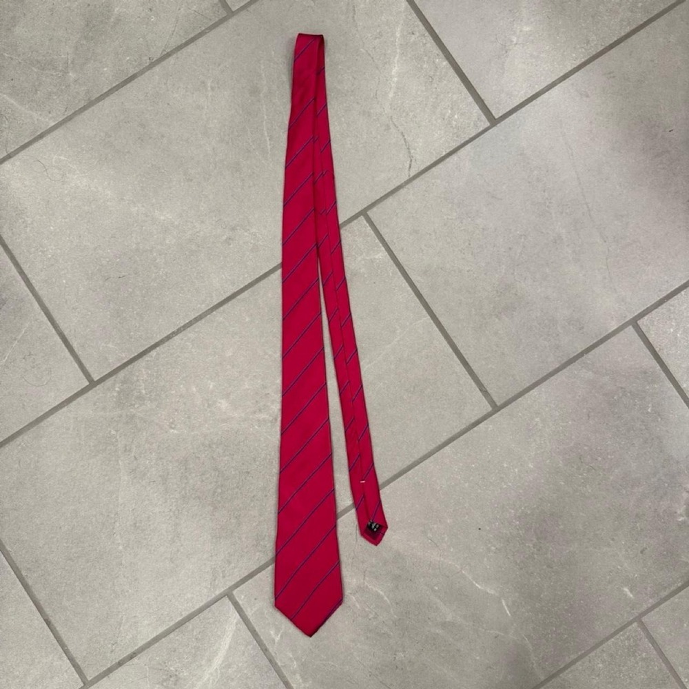 Vintage Geoffrey Beene Tie